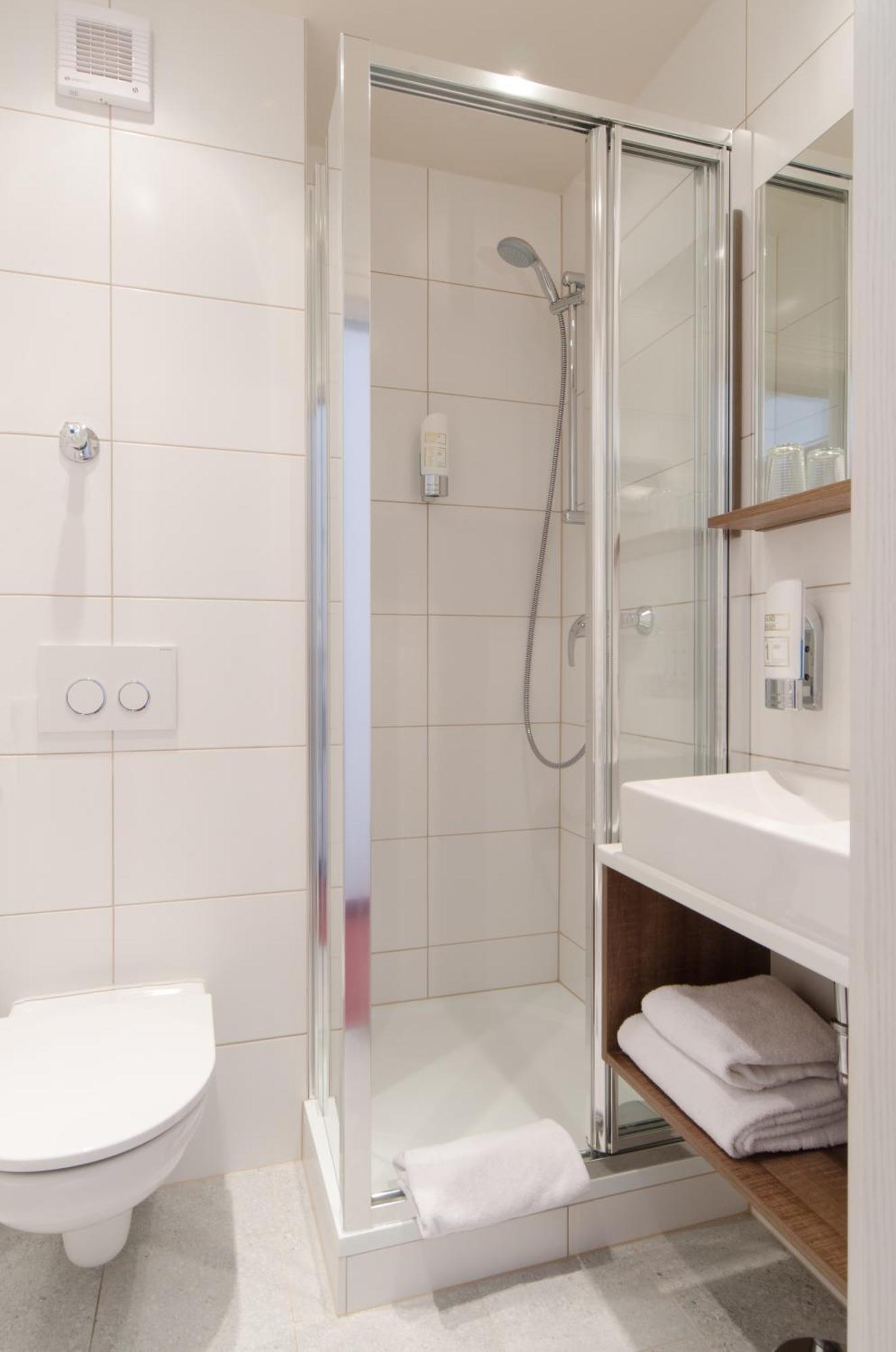 Standard Single Room
